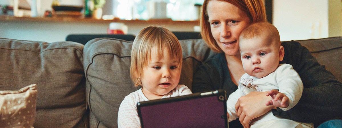 According to Warren Buffett, this is the No. 1 mistake parents make when teaching kids about money